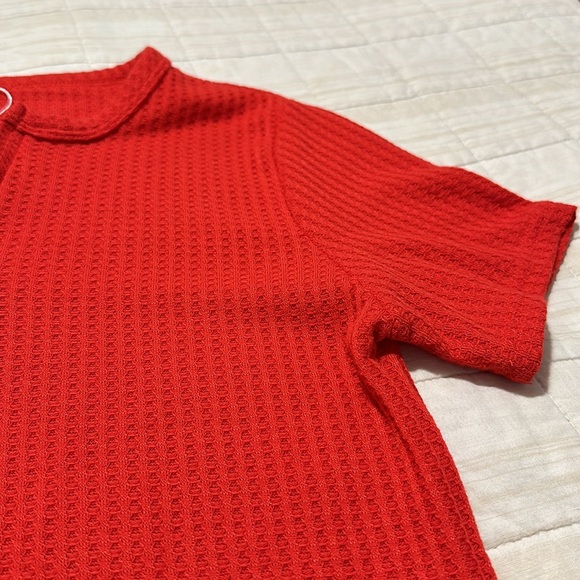 WNEEDU Red Waffle Knit T-Shirt - Picture 2 of 5